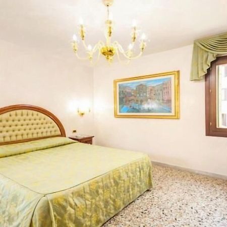 Antica Casa Carettoni Hotell Venedig Exteriör bild
