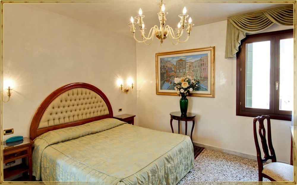 Antica Casa Carettoni Hotell Venedig Exteriör bild